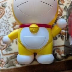 500円　黄色いドラえもん