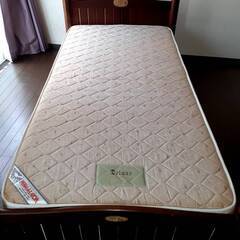 カントリー調シングルベッド