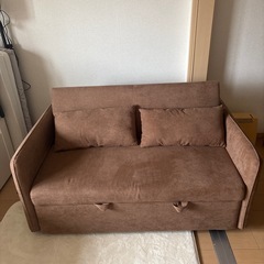 1台2役のコンパクトソファの画像