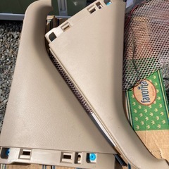 20系ヴェルファイア スライドドアスピーカー部分パーツ　ベージュ色