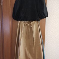 ブランド⭐新品七分袖＆新品スカート⭐GW纏めて値下げ可能