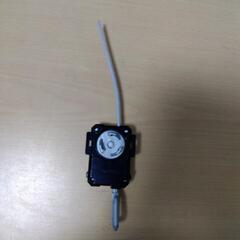 ベイブレードXワインダーランチャー　銀の画像