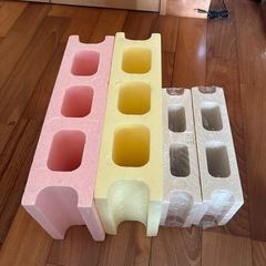 発泡スチロール製ブロック 大小サイズ4個セット