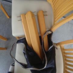 ニトリ　テーブル　イス4脚の画像