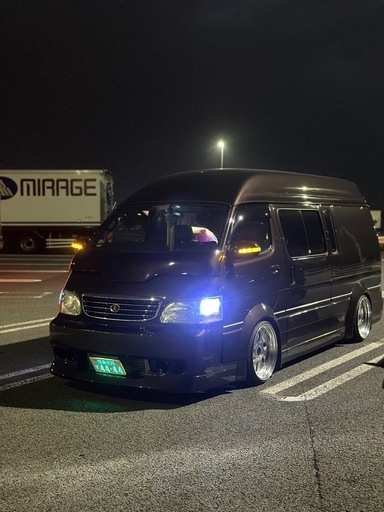 100系ハイエース バニング 1KZ ディーゼルターボ マニ割り 8ナンバー