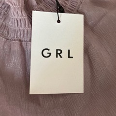 GRL グレイル　グレージュ透け感有りトップス　F 　新品タグ付きの画像