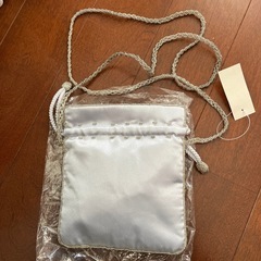 【新品】ポシェット　ビーズ　スパンコール　タグ付きの画像