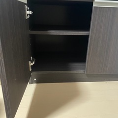 ニトリ食器棚　お譲りします（ぐらつきあり）の画像