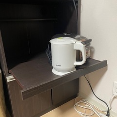 ニトリ食器棚　お譲りします（ぐらつきあり）の画像
