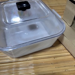 【新品未使用】昭和レトロ❤️透明蓋つきプラスチックケース　お菓子や食品保存などに！の画像