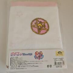 セーラームーンハンドタオルの画像
