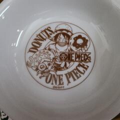 セブンイレブンオリジナルのワンピースの小皿の画像