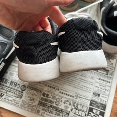 NIKE スニーカー 23cmの画像