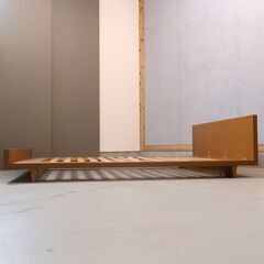 人気のunico(ウニコ)のCORSO(コルソ)シリーズ ダブルベッドです！！オーク材のナチュラル感と圧迫感の少ないシンプルなロータイプのベッドフレームはカジュアルなインテリアのアクセントにも♪の画像