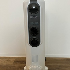 【美品】DeLonghi デロンギ アミカルド オイルヒーター ...