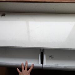 テーブルのみですの画像