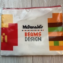 新品未使用　ビックマックランタンとポーチの画像