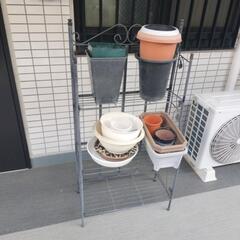 三段折り畳み可能な花棚