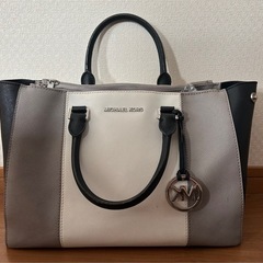 [取引中]MICHAEL KORS マイケルコース