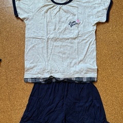 【お取引中】夏　パジャマ　女の子　150サイズ（145〜155） 2つセットの画像