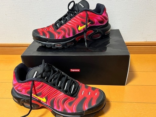 supreme × NIKEエアマックスプラス 
