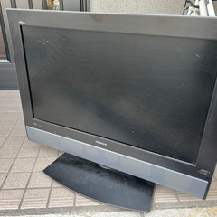 【台車貸出可能】32型液晶テレビ
