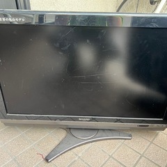 【台車貸出可能】32型液晶テレビ