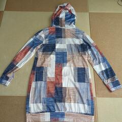 チュニック柄フード付きチュニック未使用タグ無しの画像