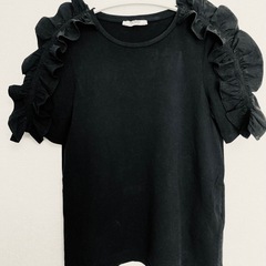 ZARAフリルTシャツ