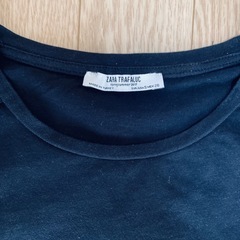 ZARAフリルTシャツの画像
