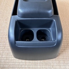 ハイエース　純正　センターコンソール　の画像