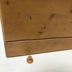木のタンスの画像