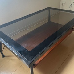 ガラステーブル