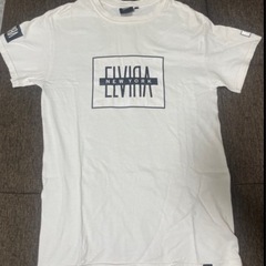 エルビラTシャツ