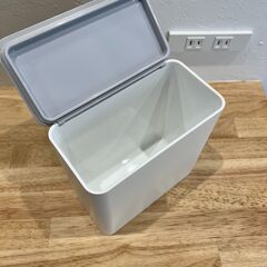  [幅17cm] マグネット収納 洗剤ボールストッカー FLAT ニトリ   山崎実業の画像