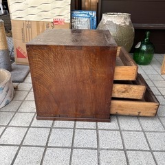 レトロ棚の画像