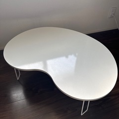 テーブル