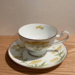 高級食器ティーカップソーサー万葉の花の画像