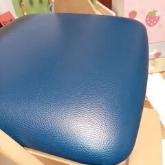 ニトリ　学習椅子の画像