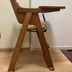 テーブル付き折りたたみハイチェア