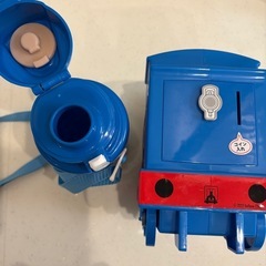 トーマス　水筒　貯金箱　おもちゃの画像