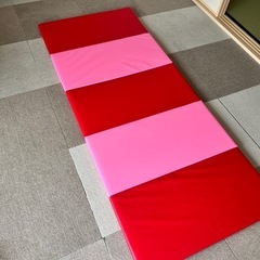 IKEA PLUFSIG 折りたたみ式ジムマット
