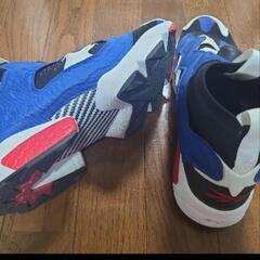 ★人気定番商品★Reebok INSTA PUMP FURY OG トリコロールの画像