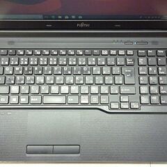 動作早い ７世代i5 ９千円 メモリ8GB+SSD128GB+DVD LIFEBOOK A577/R  15.6型  発送可の画像
