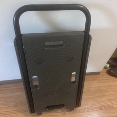 コーナン製の手押し台車　ストッパー付き
