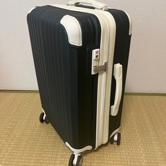おしゃれ！拡張付き！キャリーケース！！