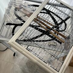 鳥かご　ケージ　カメレオン　両面クリア　専用スタンド付　キャスターの画像