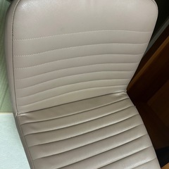 「受け渡者決定」キャスター付き勉強机と椅子のセットの画像