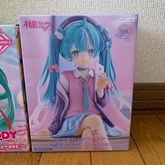 本日限定　初音ミク　新作フィギュア 　２個セットの画像