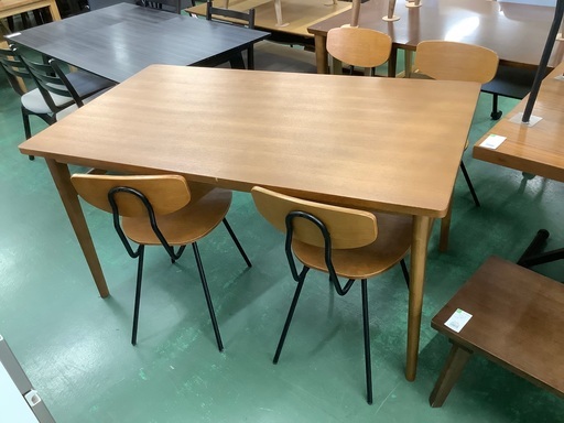 家具ならトレファク吉川店！！ unico ダイニングテーブル ブラウン